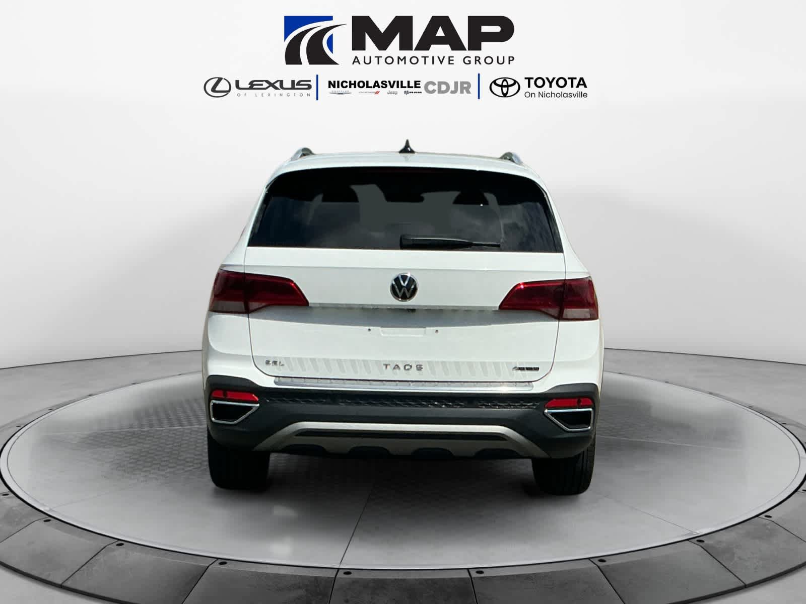 Used 2023 Volkswagen Taos SEL w/ Black Wheel Package AWD/4WD image 4