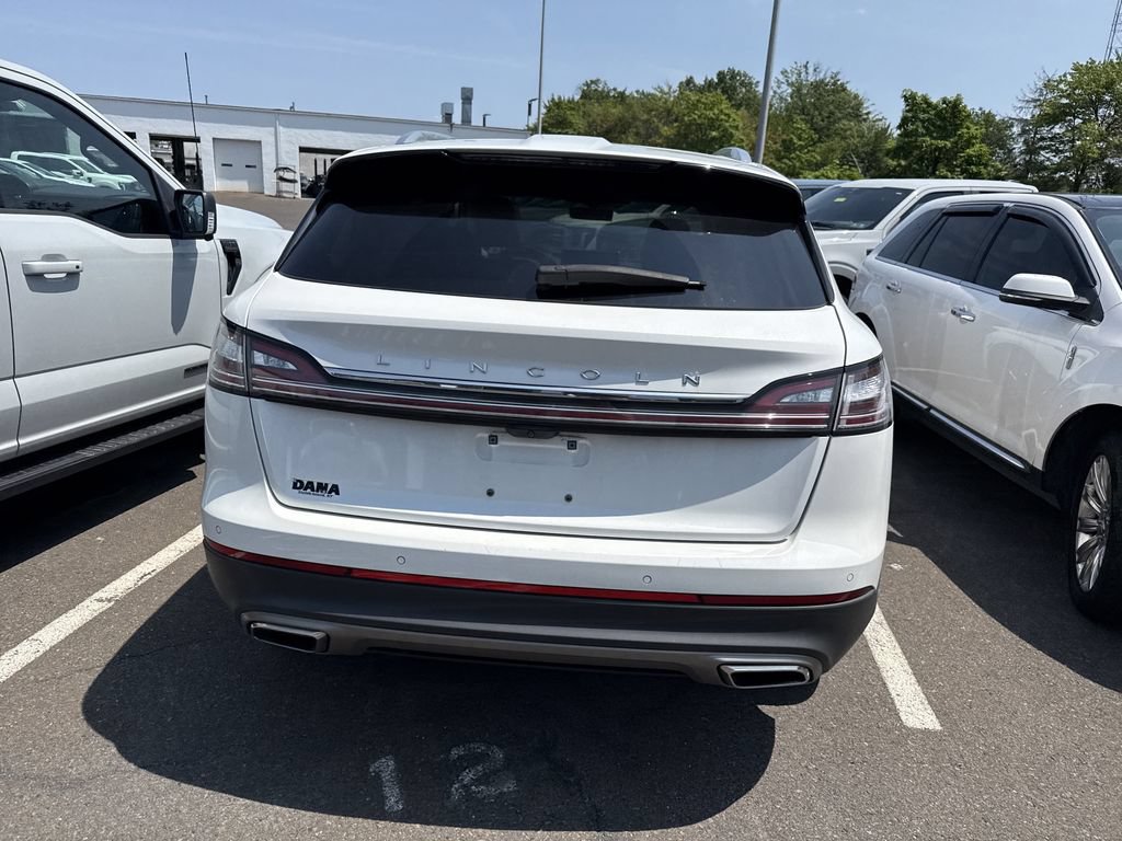 Certified 2023 Lincoln Nautilus Reserve AWD/4WD image 7