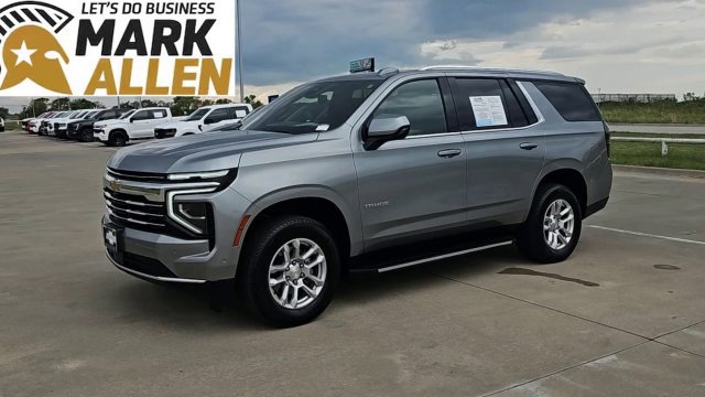 Used 2025 Chevrolet Tahoe LT AWD/4WD image 4