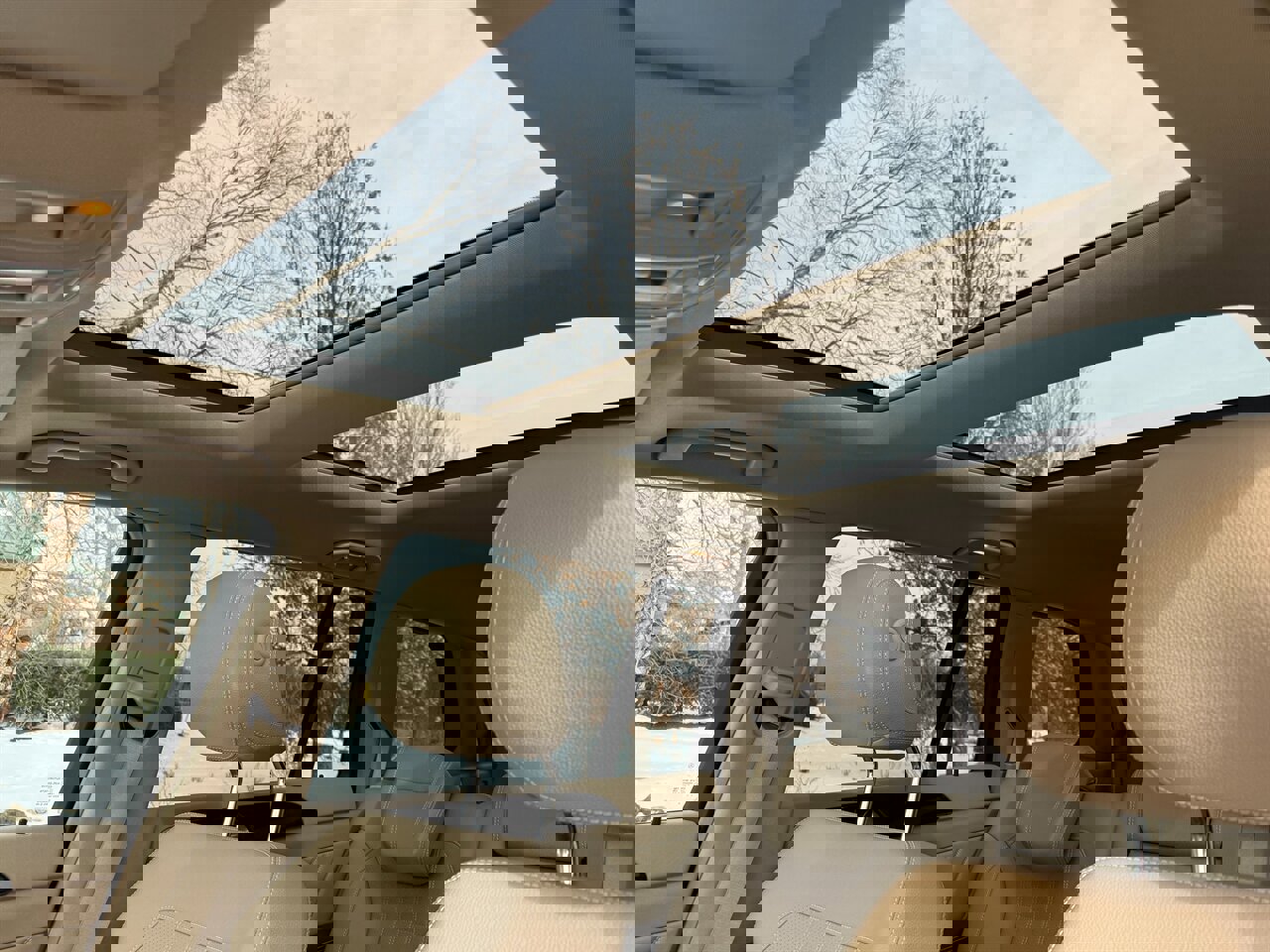 Used 2016 Mercedes-Benz GL 450 4MATIC image 16