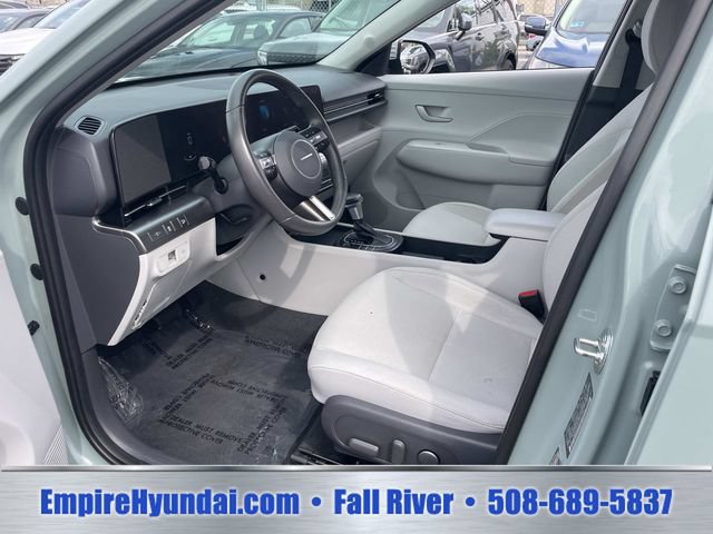 Used 2025 Hyundai Kona SEL FWD image 17