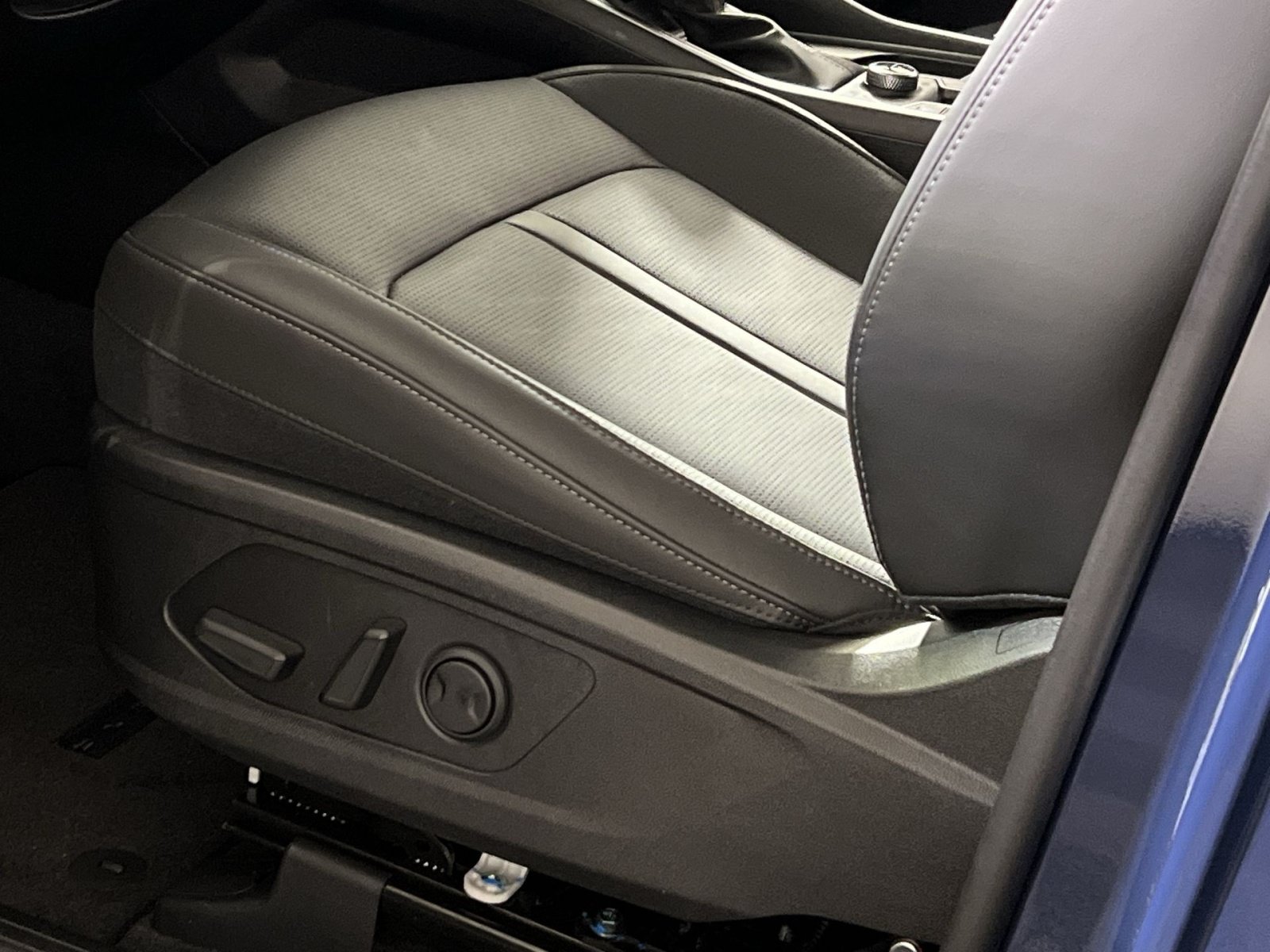 New 2026 Kia Sorento S AWD/4WD image 12