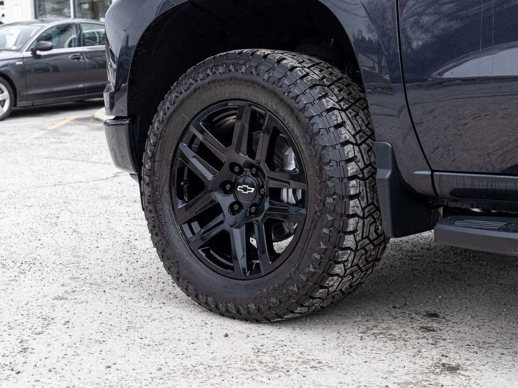 Used 2024 Chevrolet Silverado 1500 RST w/ Protection Package image 7