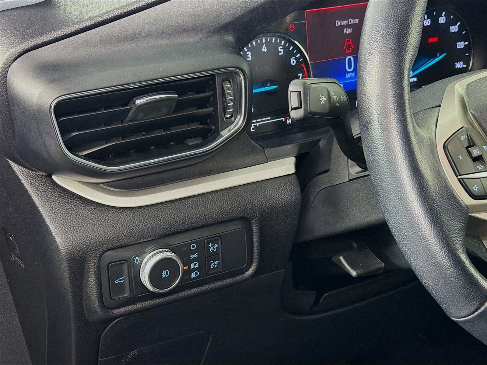 Used 2021 Ford Explorer XLT w/ Equipment Group 202A image 10