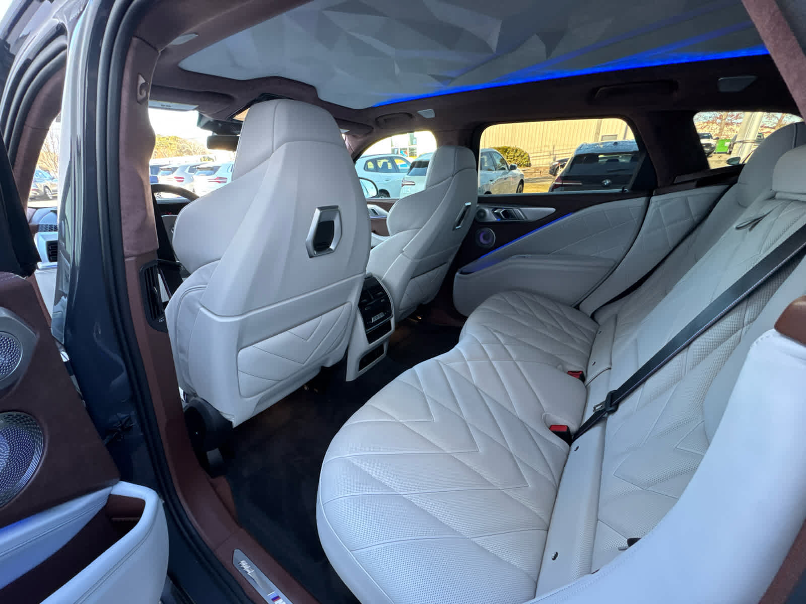 Used 2025 BMW XM AWD/4WD image 24