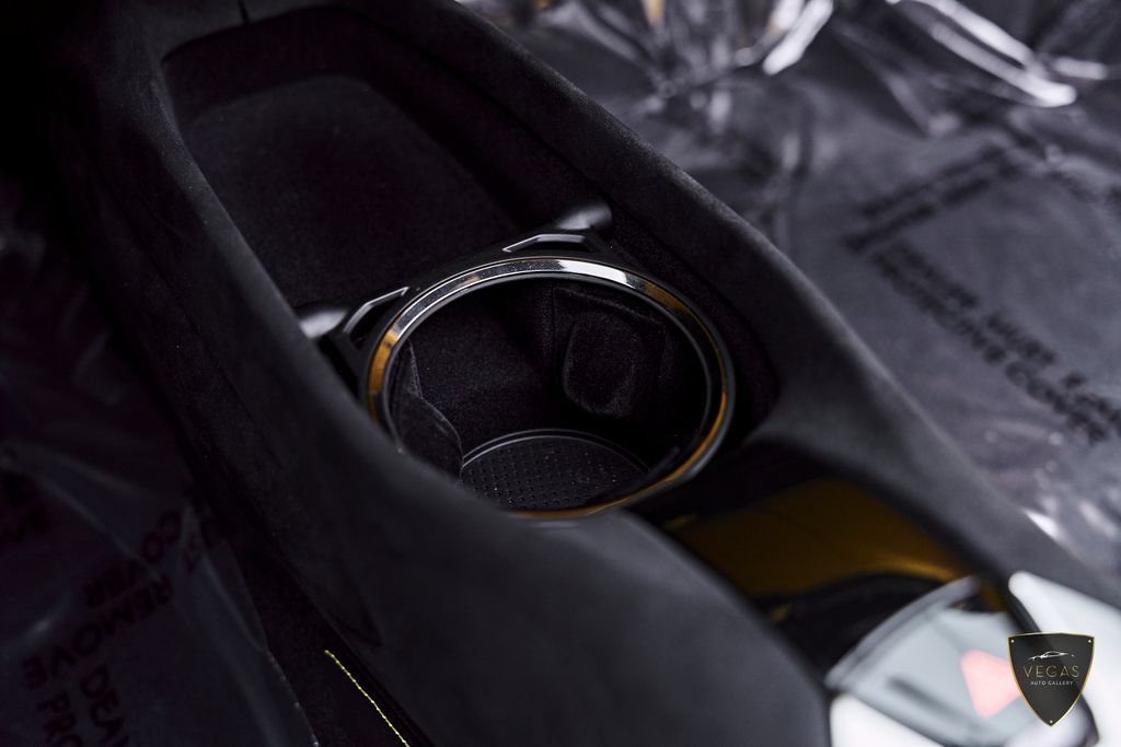 Used 2024 Ferrari SF90 Spider AWD/4WD image 80