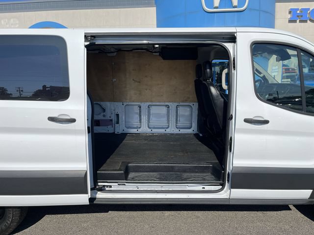 Used 2021 Ford Transit 250 Low Roof RWD image 18