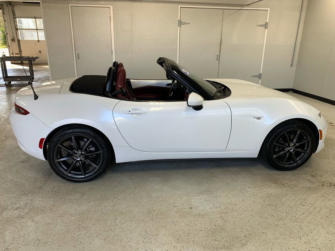 Used 2020 MAZDA MX-5 Miata Grand Touring image 18