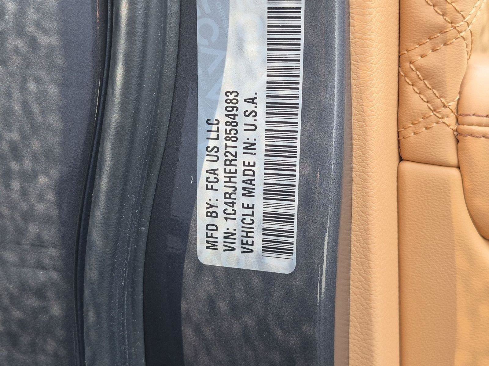 Used 2026 Jeep Grand Cherokee Summit w/ Obsidian Package AWD/4WD image 21