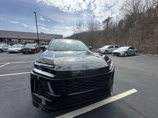 New 2026 Toyota RAV4 XSE image 11