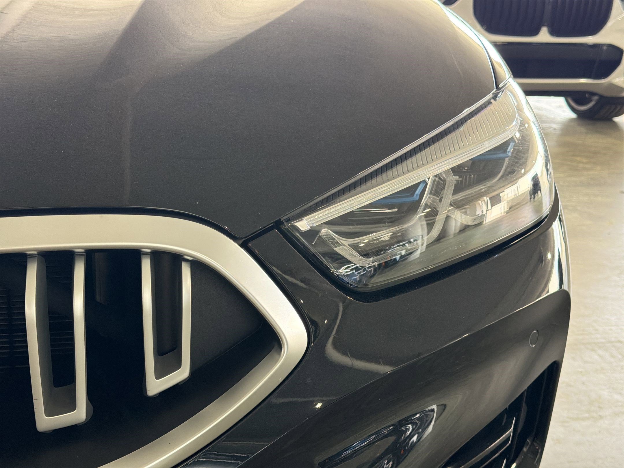 Certified 2024 BMW 840i xDrive Convertible w/ Comfort Seating Package image 10