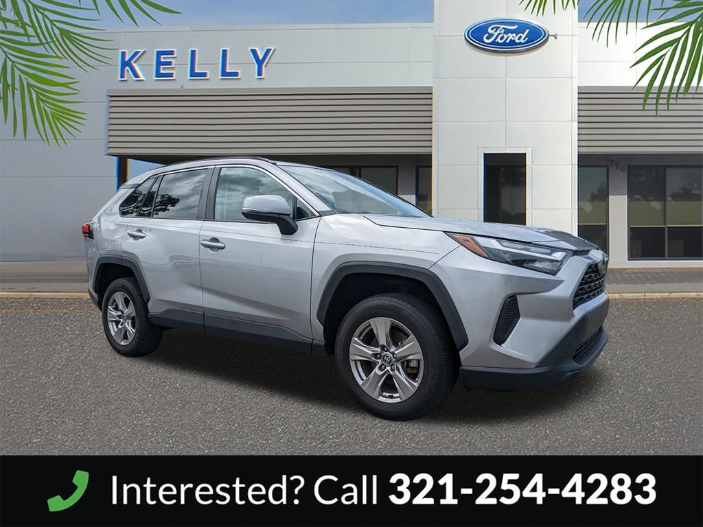 Used 2023 Toyota RAV4 XLE FWD image 4