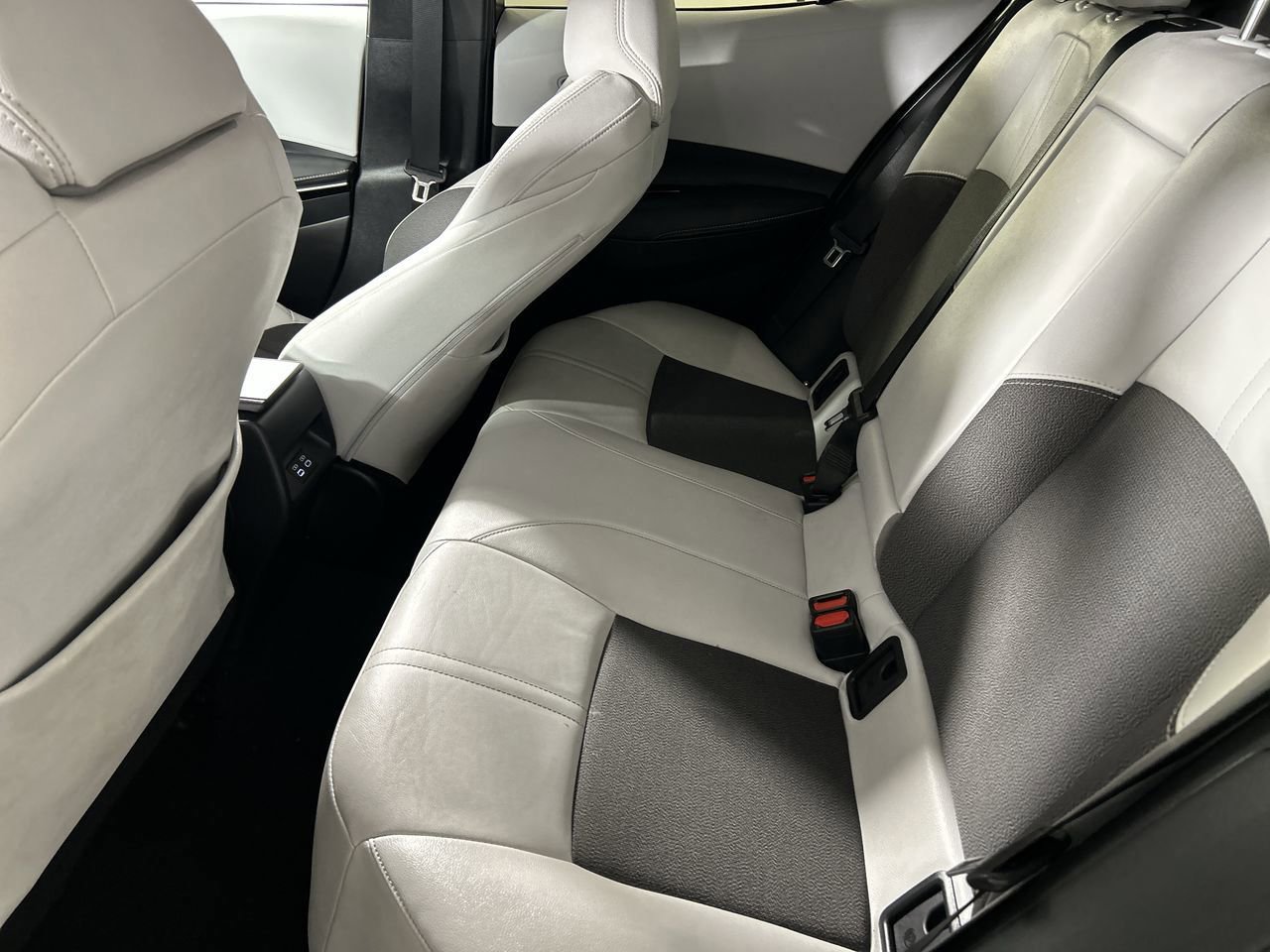 Used 2025 Toyota Corolla XSE image 23
