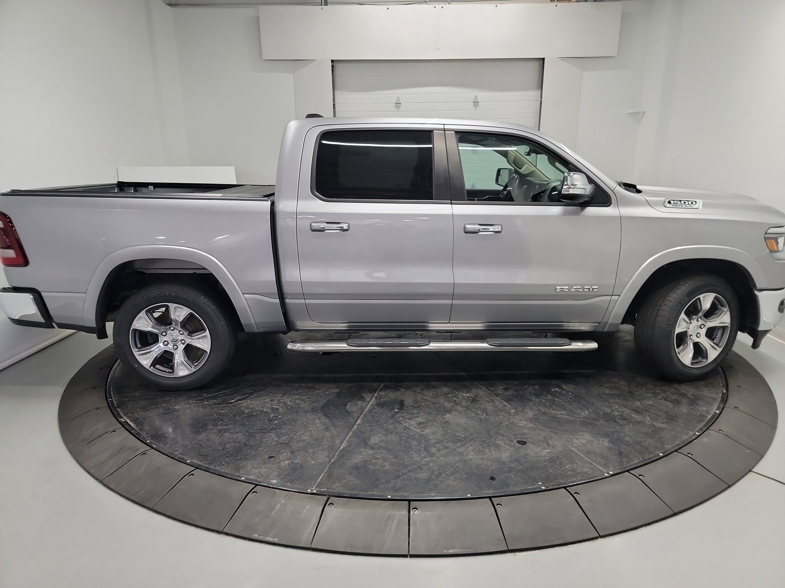 Used 2021 RAM 1500 Laramie image 11