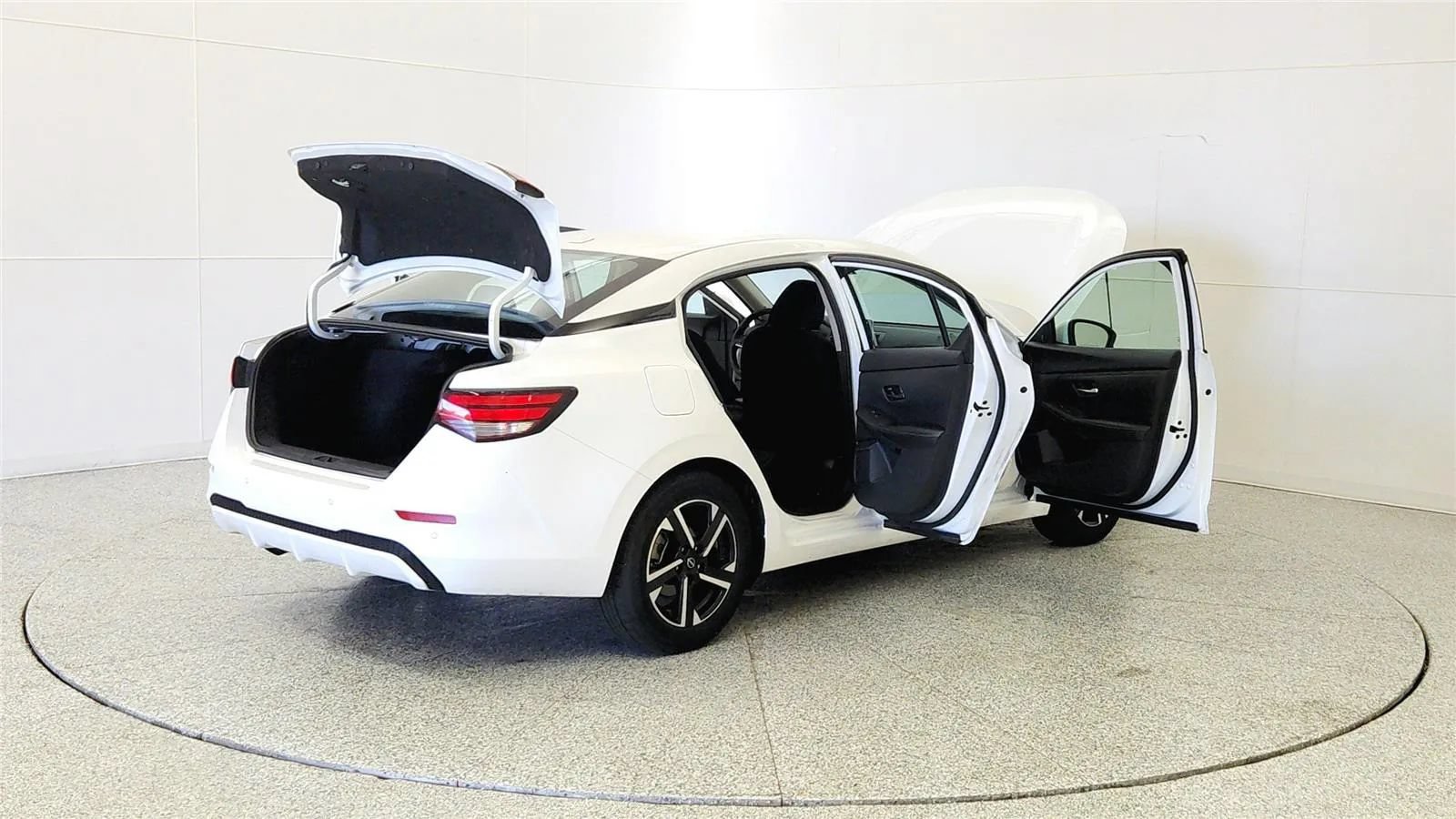 Used 2024 Nissan Sentra SV FWD image 12