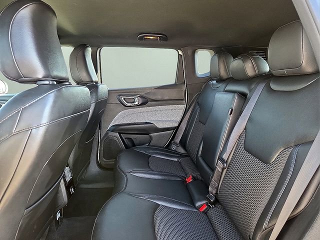 Used 2024 Jeep Compass Latitude AWD/4WD image 13