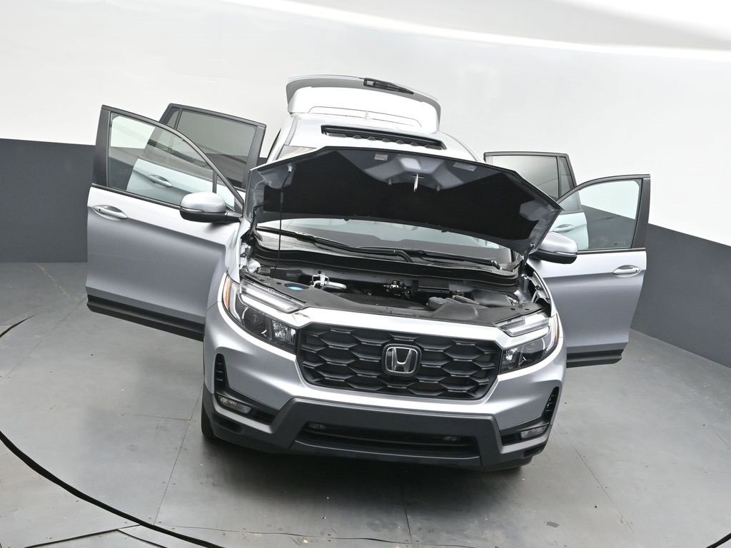 Used 2025 Honda Passport EX-L image 54