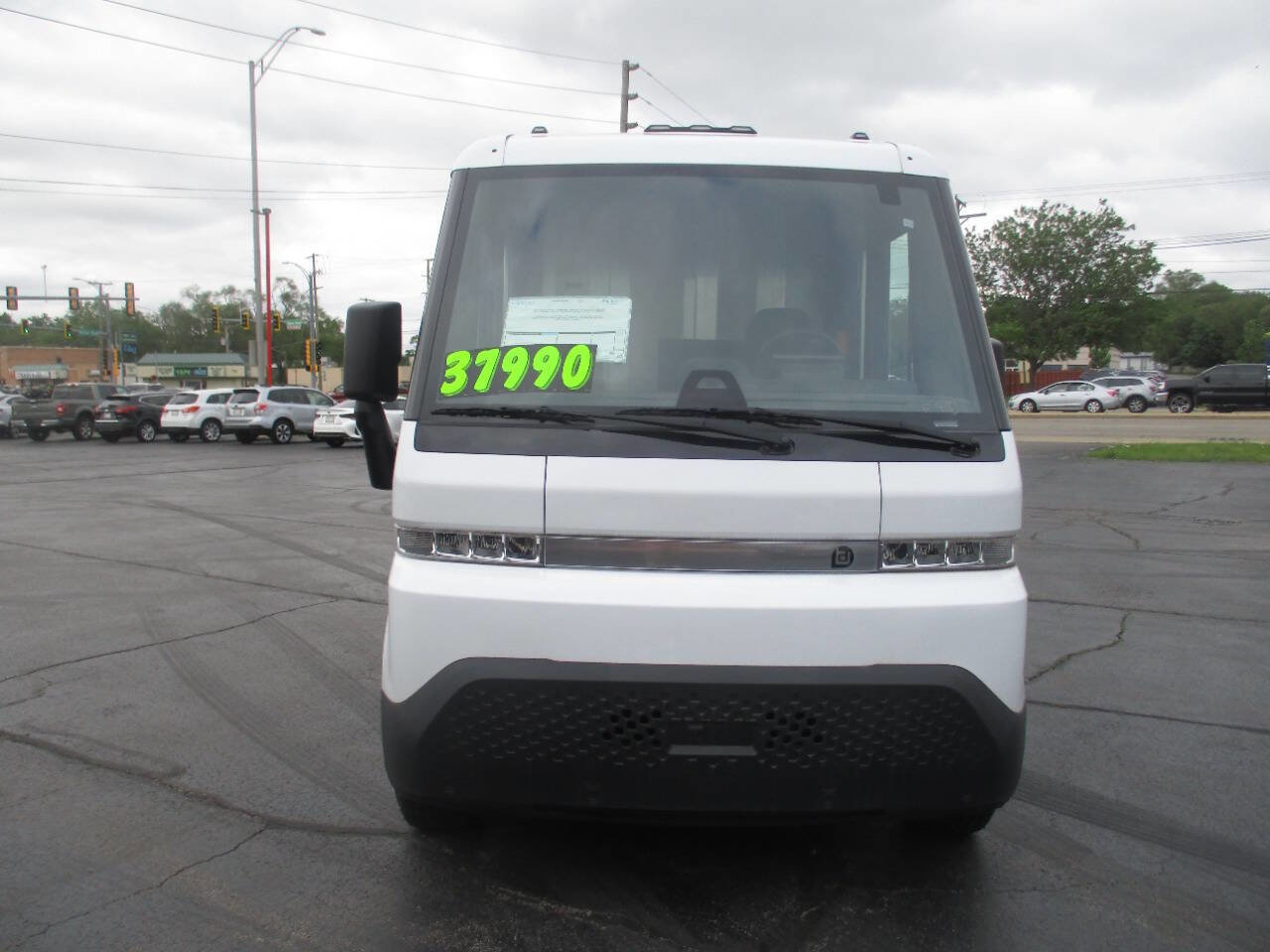 Used 2024 Chevrolet Brightdrop 600 w/ Commercial Equipment Package AWD/4WD image 8