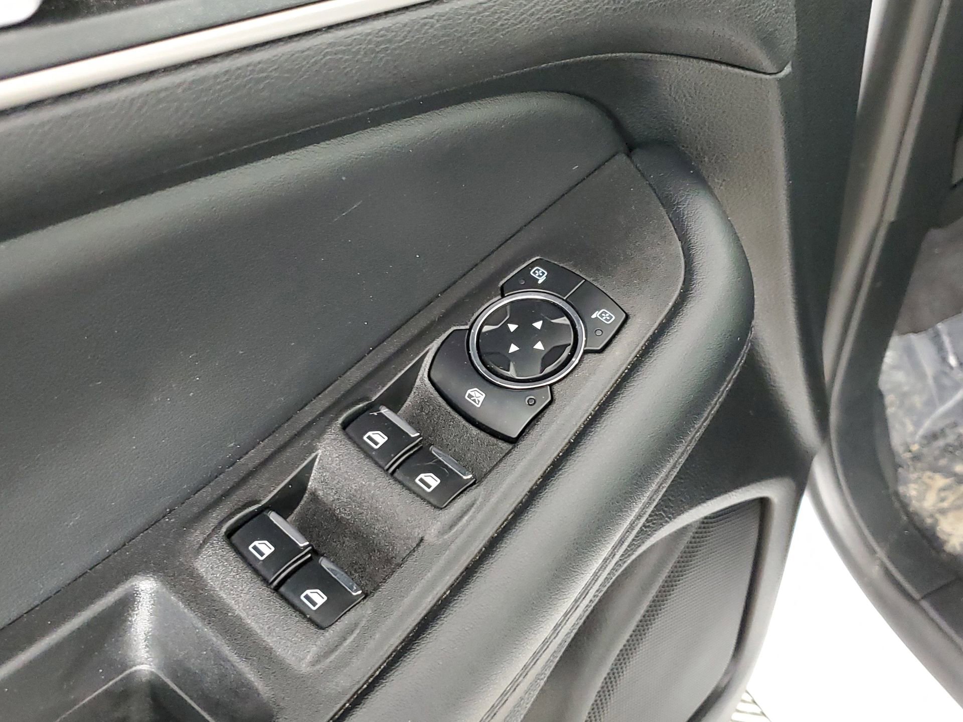 Used 2024 Ford Edge SEL AWD/4WD image 27
