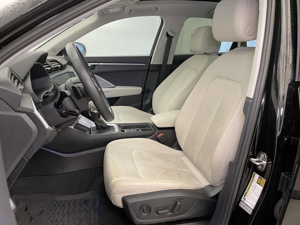 Certified 2023 Audi Q3 2.0T Premium Plus w/ Premium Plus Package image 5