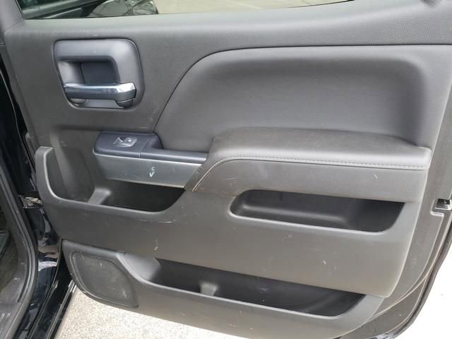 Used 2018 Chevrolet Silverado 1500 LT w/ LT Convenience Package image 17