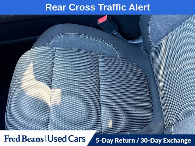 Used 2020 Chevrolet Traverse LT image 18