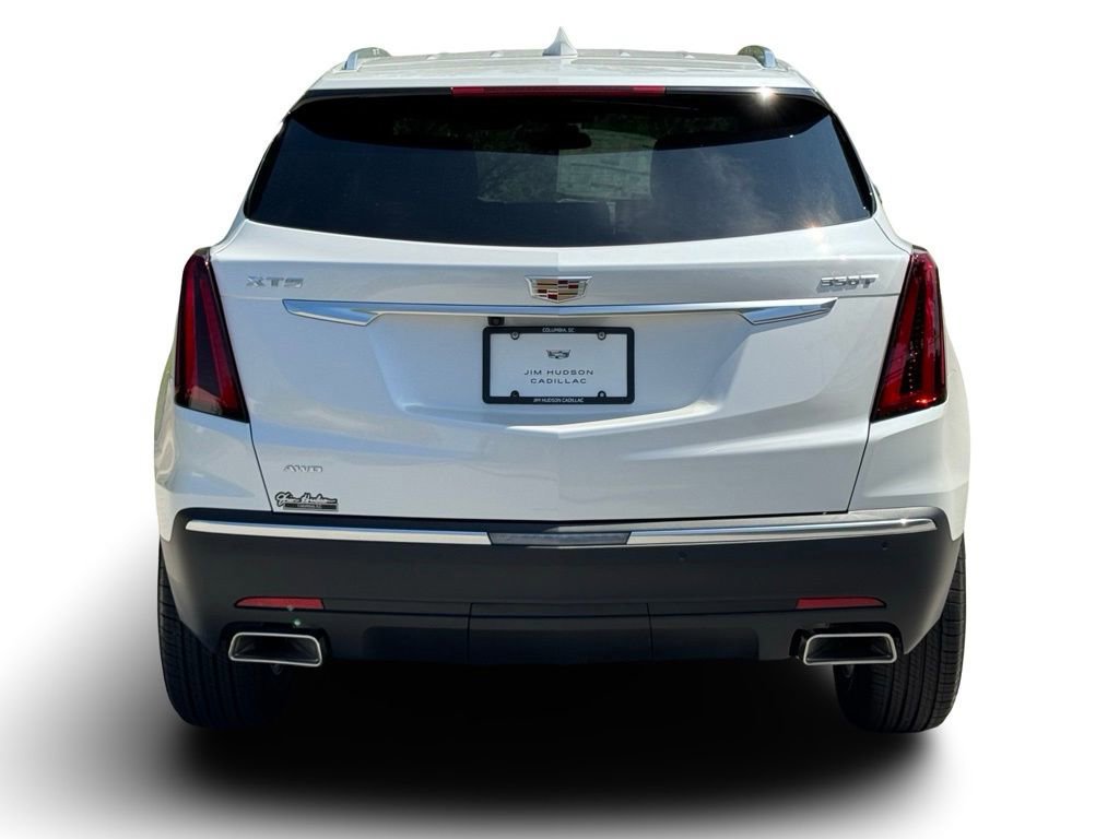 New 2025 Cadillac XT5 Luxury image 11