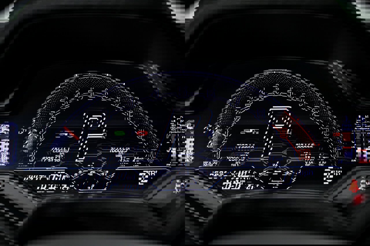 Used 2022 Lamborghini Huracan STO image 29