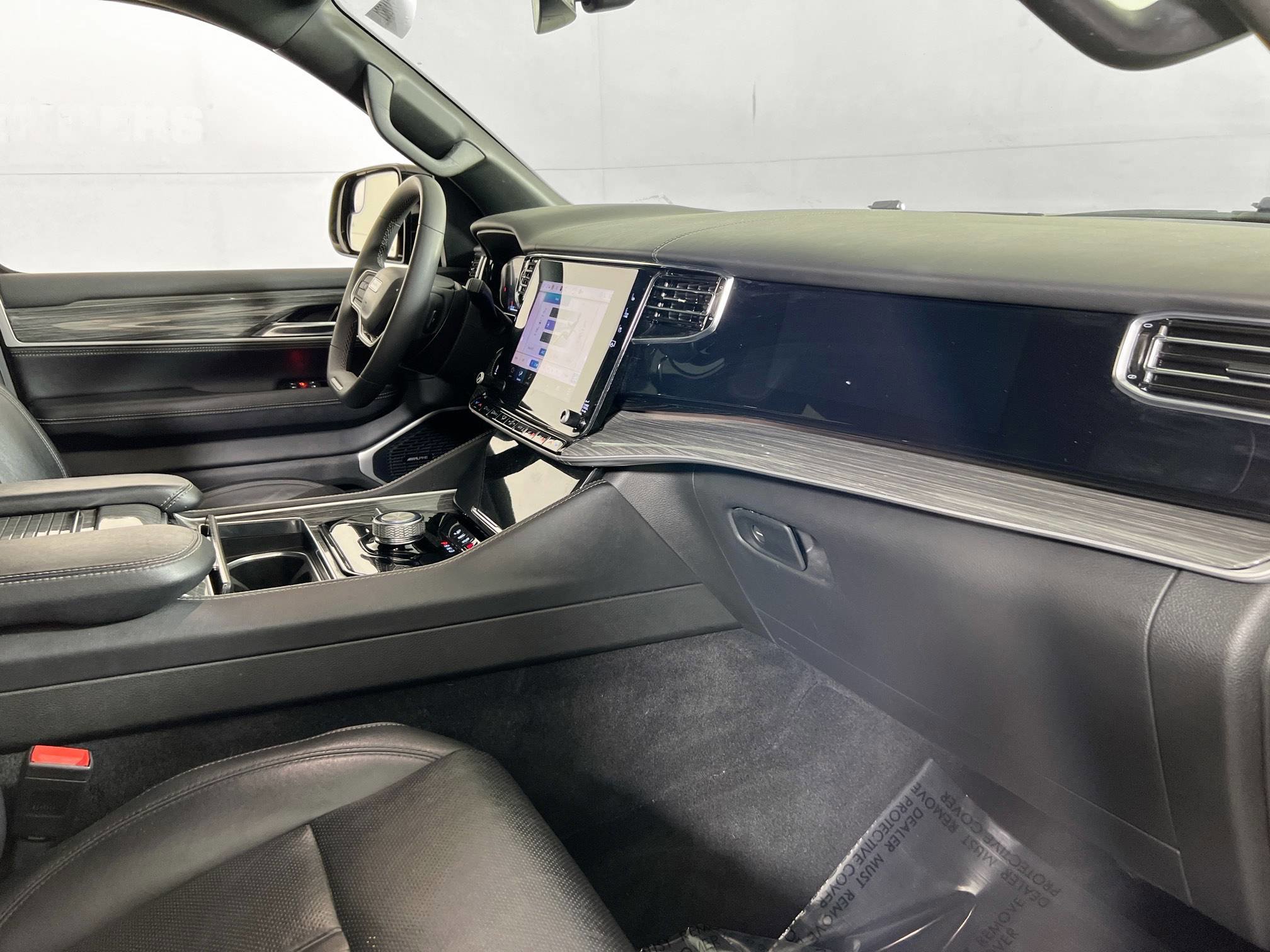 Used 2022 Jeep Wagoneer Series II image 31