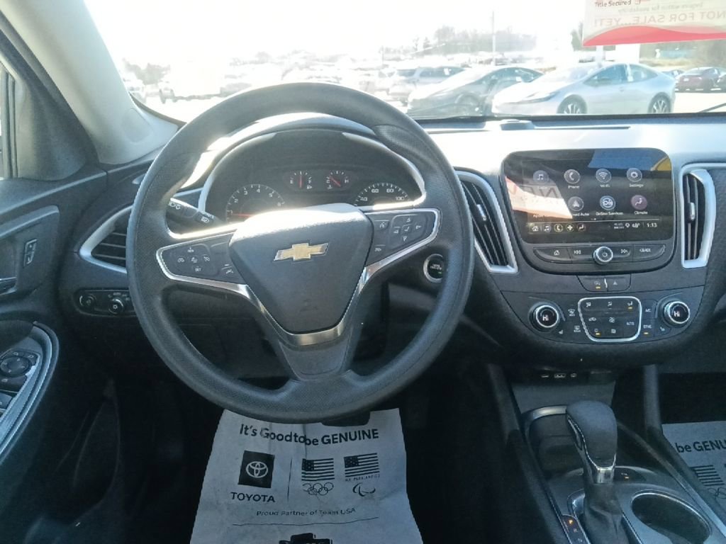 Used 2024 Chevrolet Malibu LT image 26