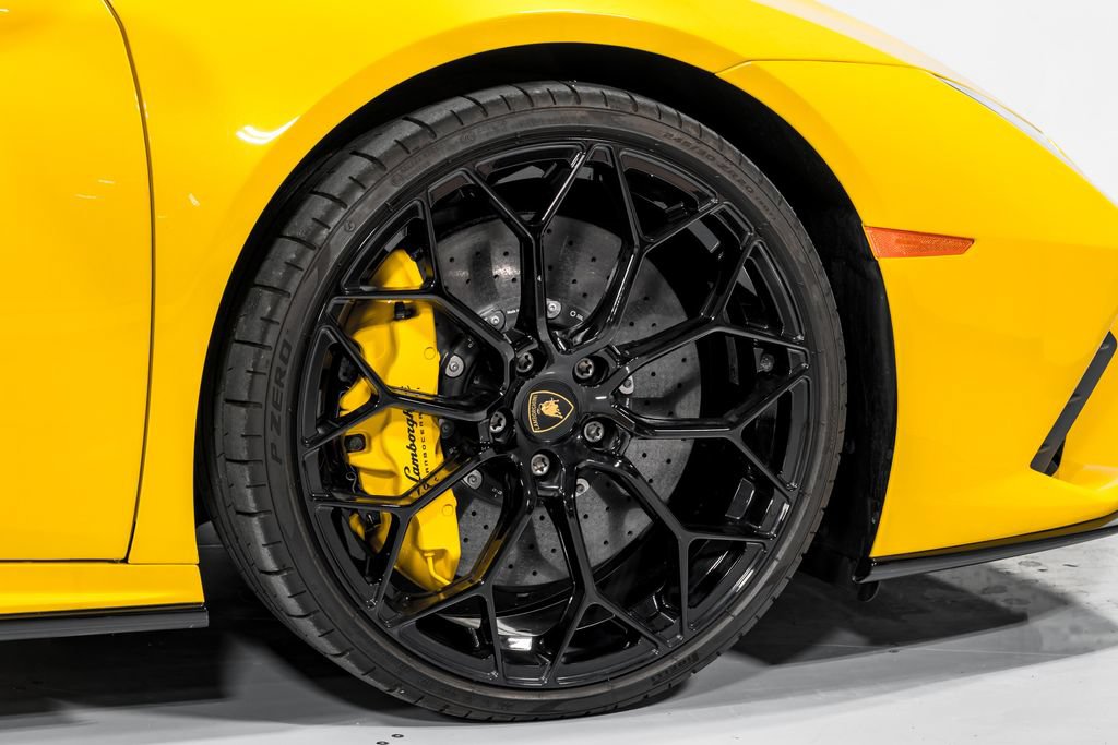 Used 2022 Lamborghini Huracan EVO RWD image 53