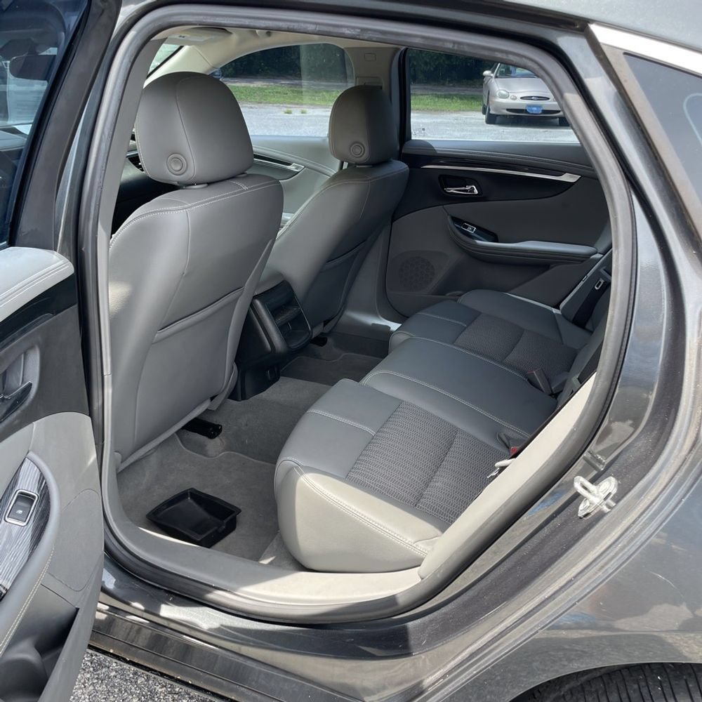 Used 2019 Chevrolet Impala LS FWD image 11