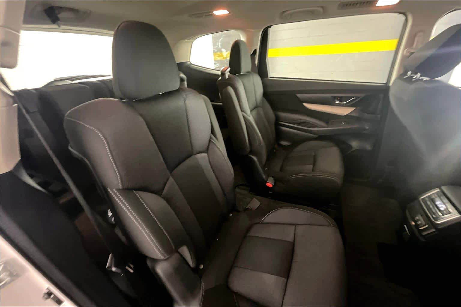 Used 2022 Subaru Ascent Premium w/ Convenience Package AWD/4WD image 19