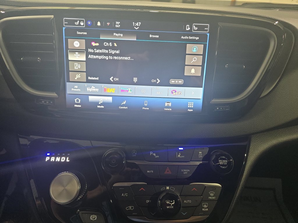 New 2027 Chrysler Pacifica LX FWD image 20