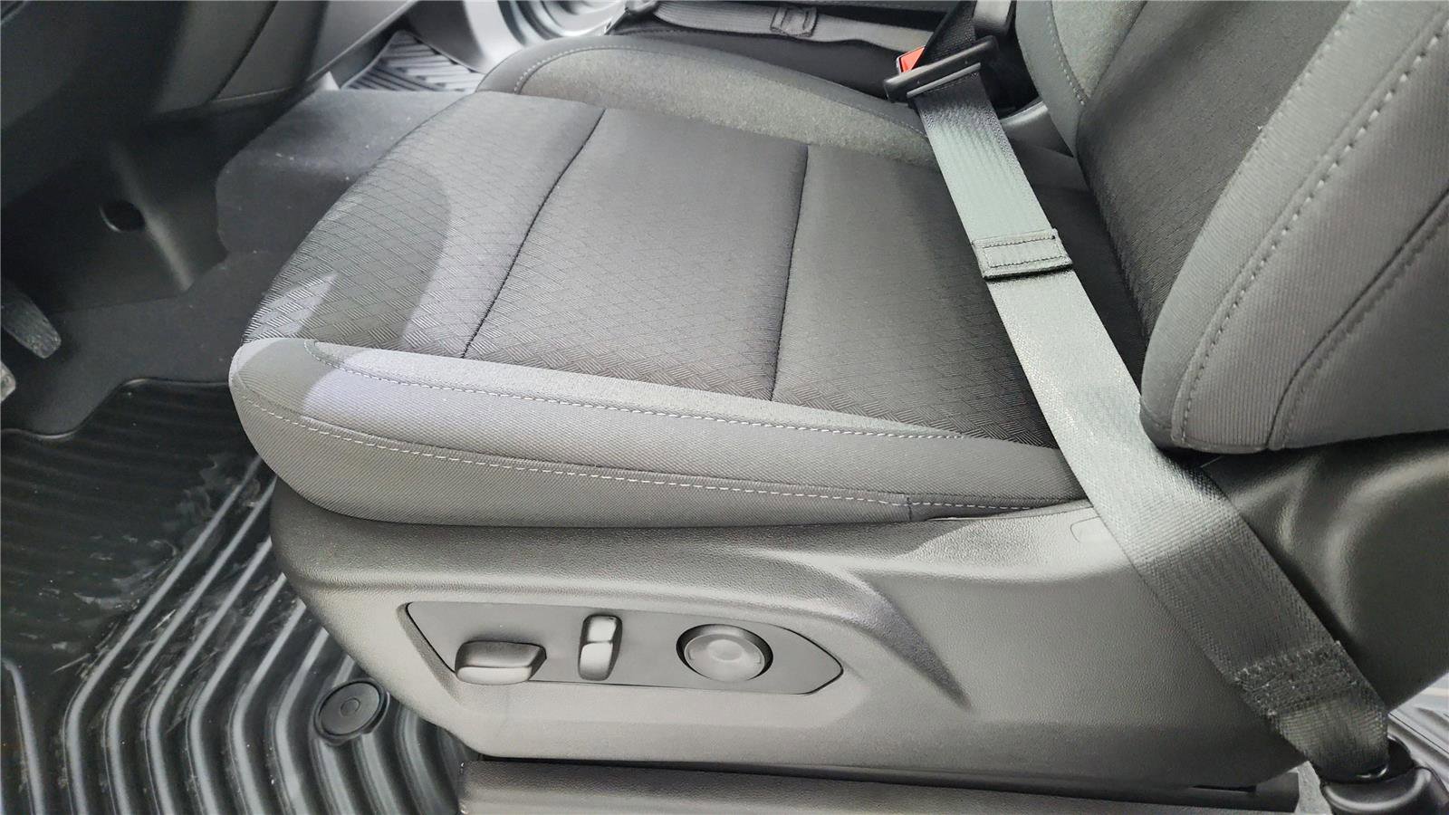 New 2025 Chevrolet Silverado 1500 Custom image 20