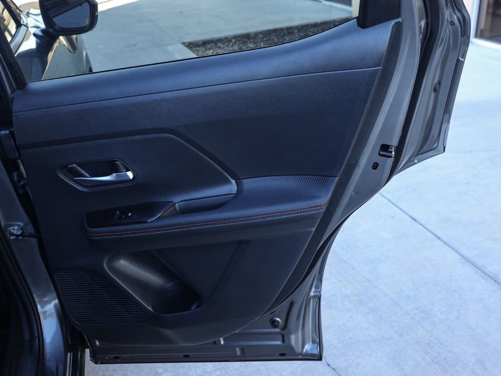 Used 2025 Nissan Kicks SR image 19