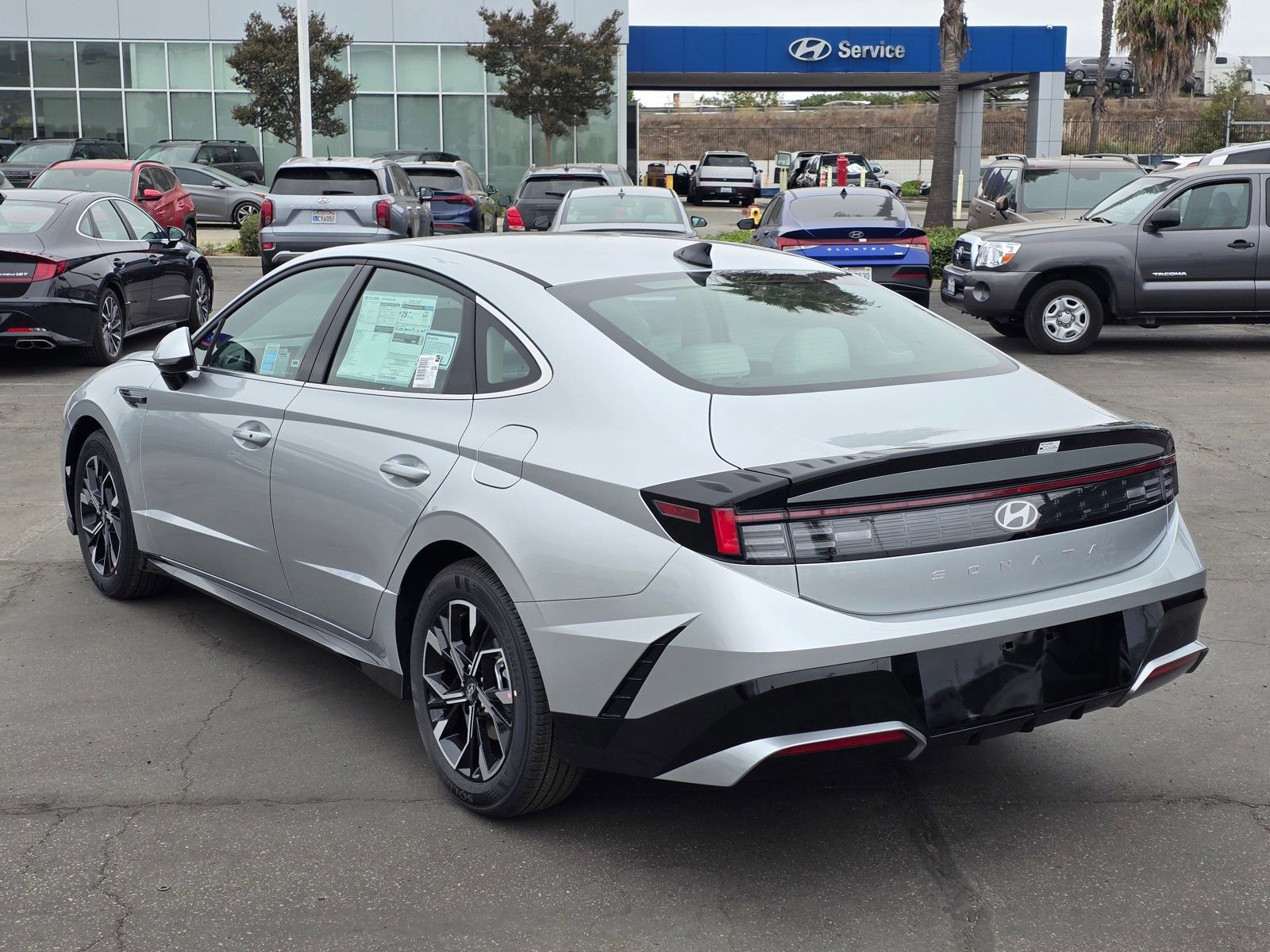 New 2025 Hyundai Sonata SEL FWD image 9