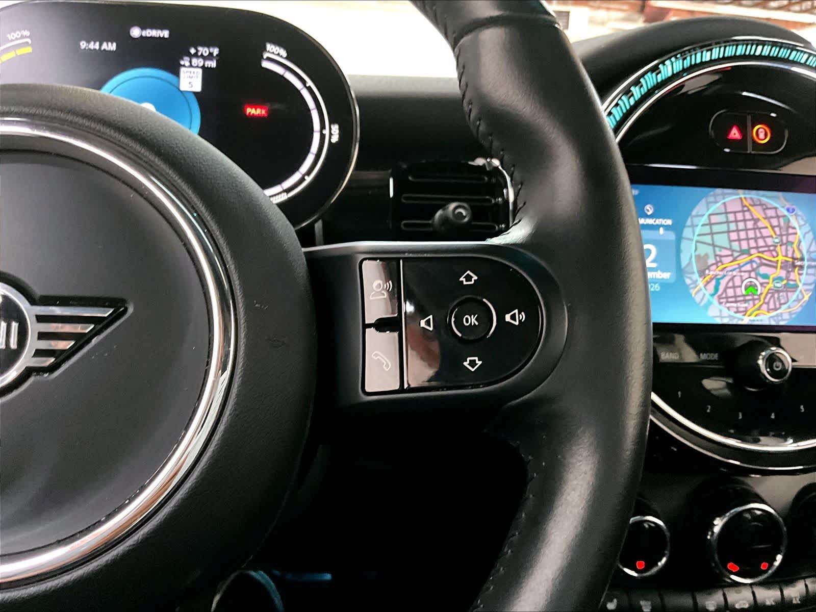 Used 2024 MINI Cooper SE FWD image 22