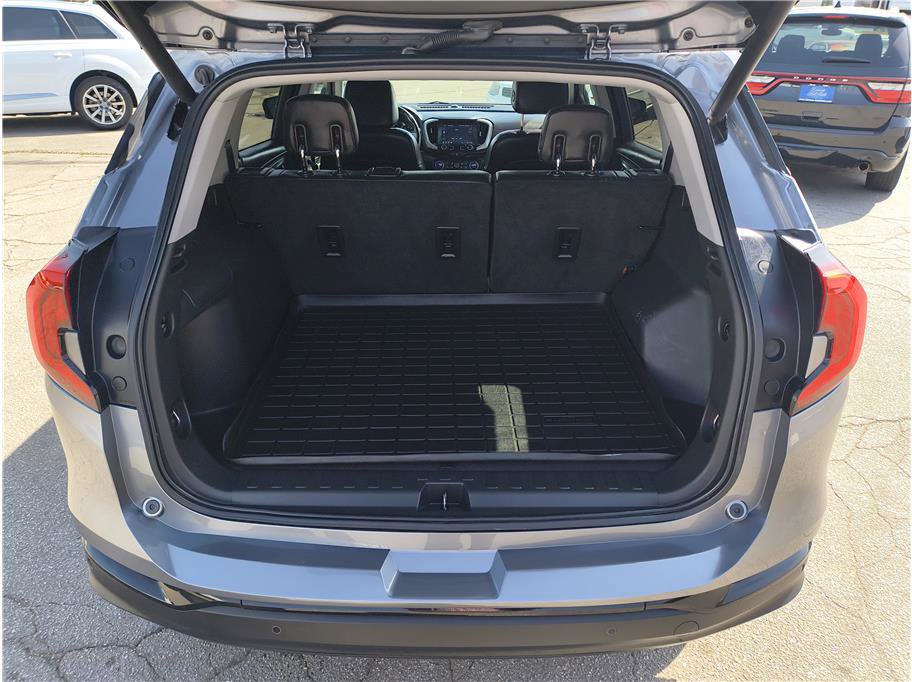 Used 2020 GMC Terrain SLT w/ Preferred Package image 12