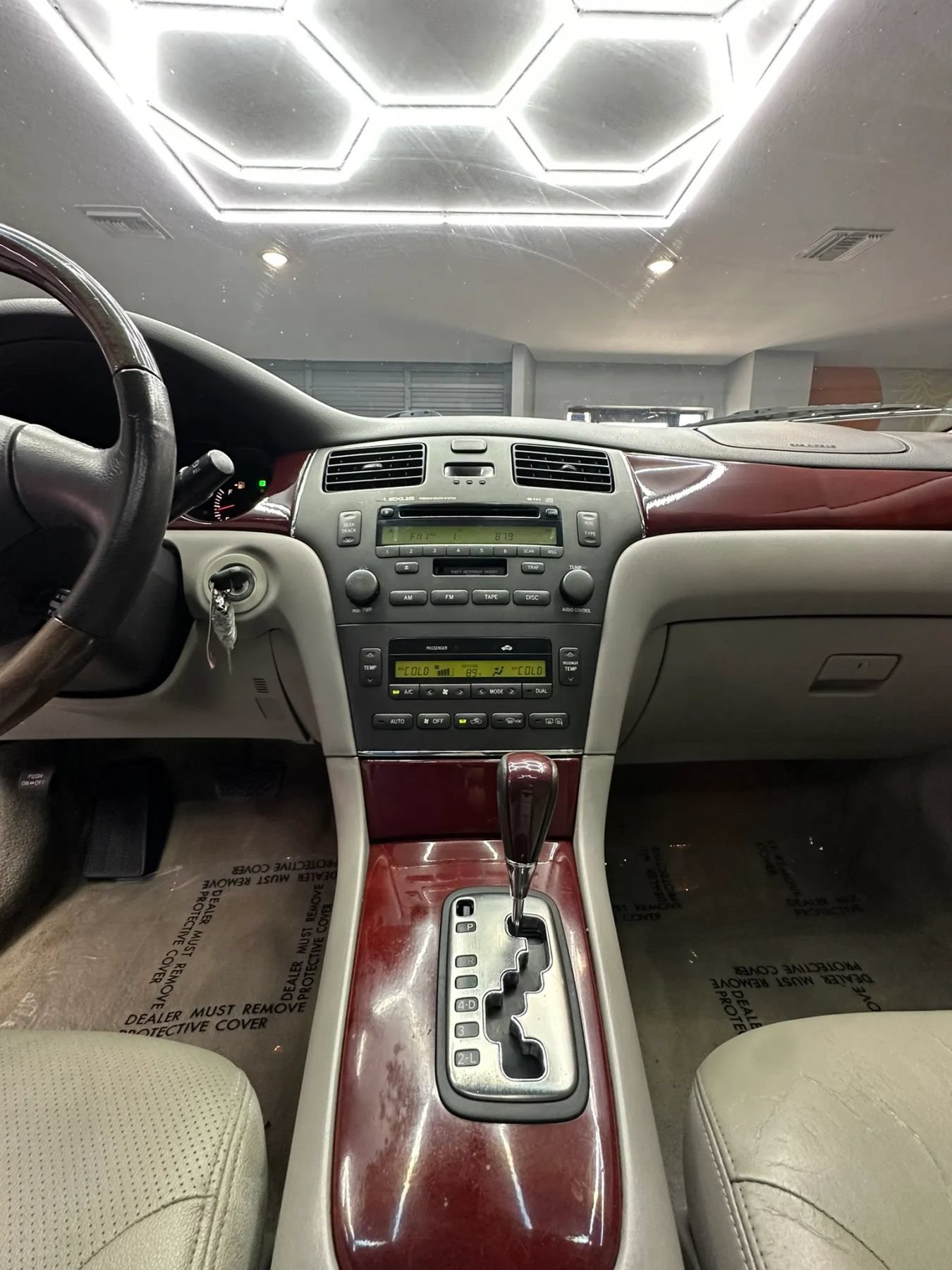 Used 2002 Lexus ES 330 FWD image 17