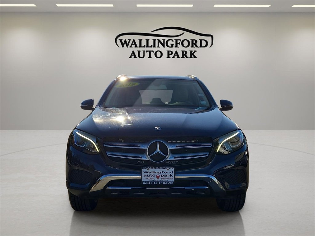 Used 2019 Mercedes-Benz GLC 300 4MATIC image 2