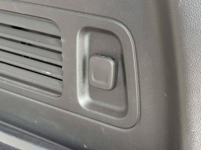 Used 2023 Buick Enclave Avenir w/ Avenir Technology Package AWD/4WD image 11