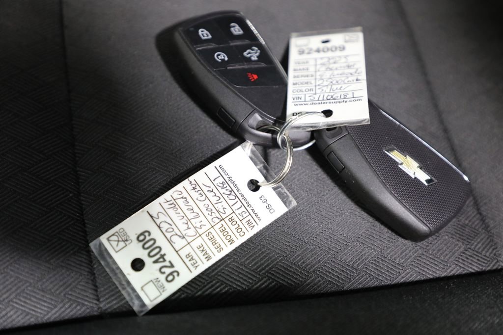 Certified 2025 Chevrolet Silverado 2500 Custom w/ Custom Value Package AWD/4WD image 22