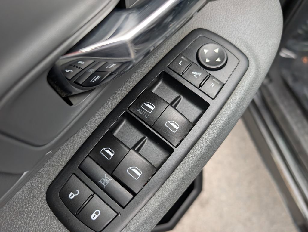 Used 2015 RAM 1500 Big Horn image 13