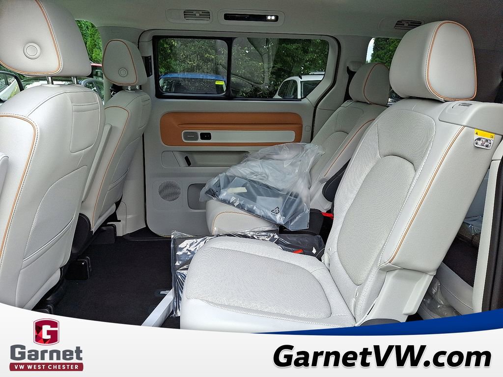 New 2025 Volkswagen ID. Buzz 1st Edition image 5