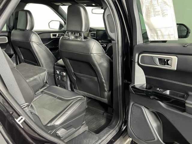 Used 2022 Ford Explorer ST w/ ST Street Pack AWD/4WD image 28