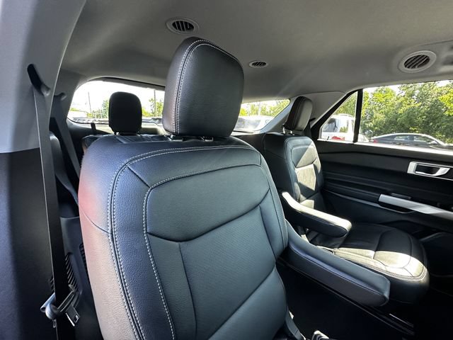 Certified 2023 Ford Explorer XLT AWD/4WD image 37