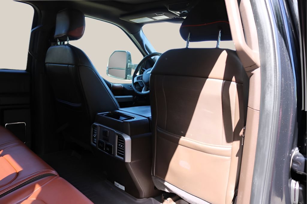 Used 2019 Ford F350 King Ranch w/ King Ranch Ultimate Package AWD/4WD image 18
