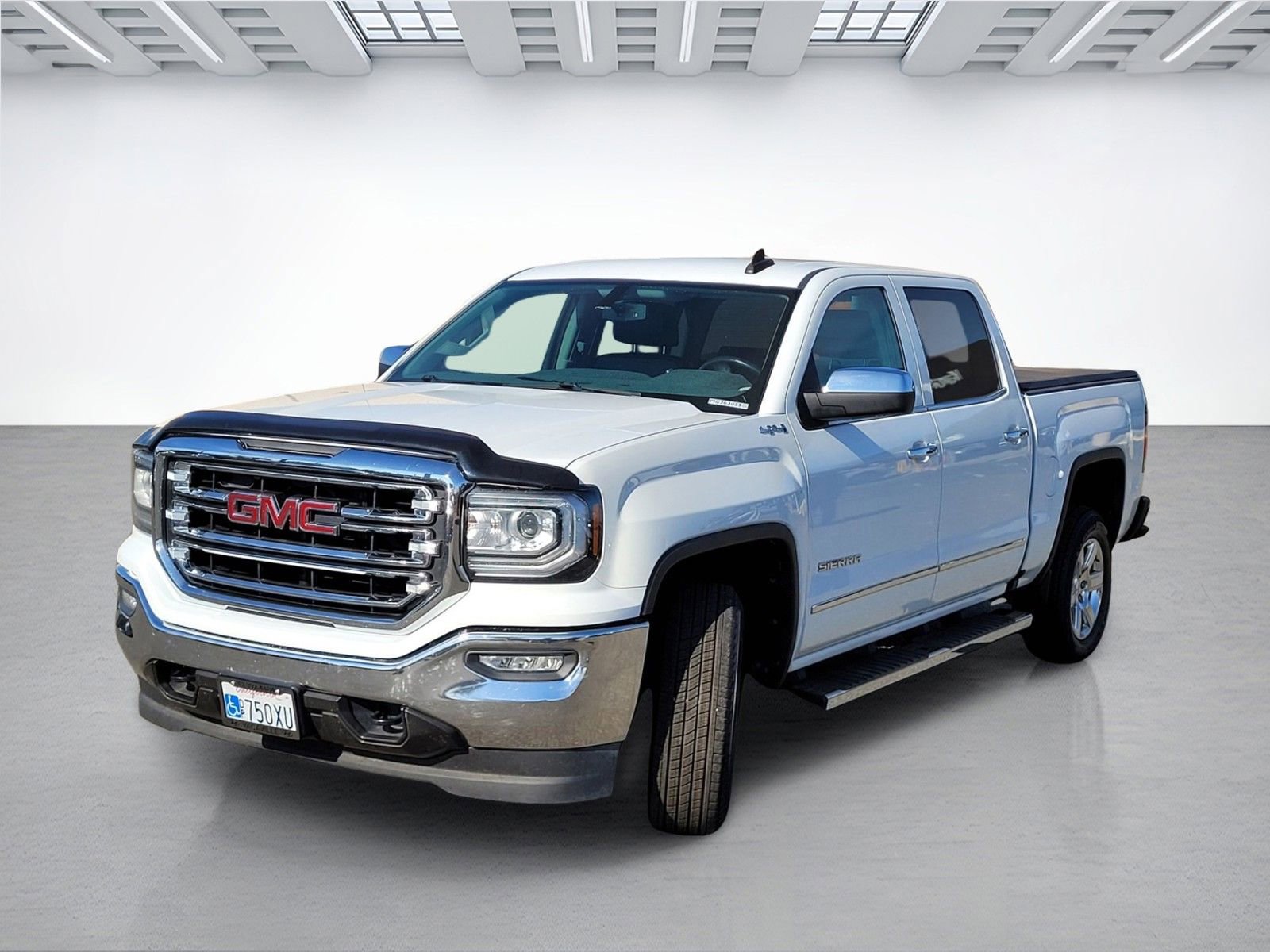Used 2018 GMC Sierra 1500 SLT image 15