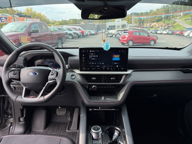 Used 2025 Ford Explorer ST w/ Sun And Sound Package AWD/4WD image 13
